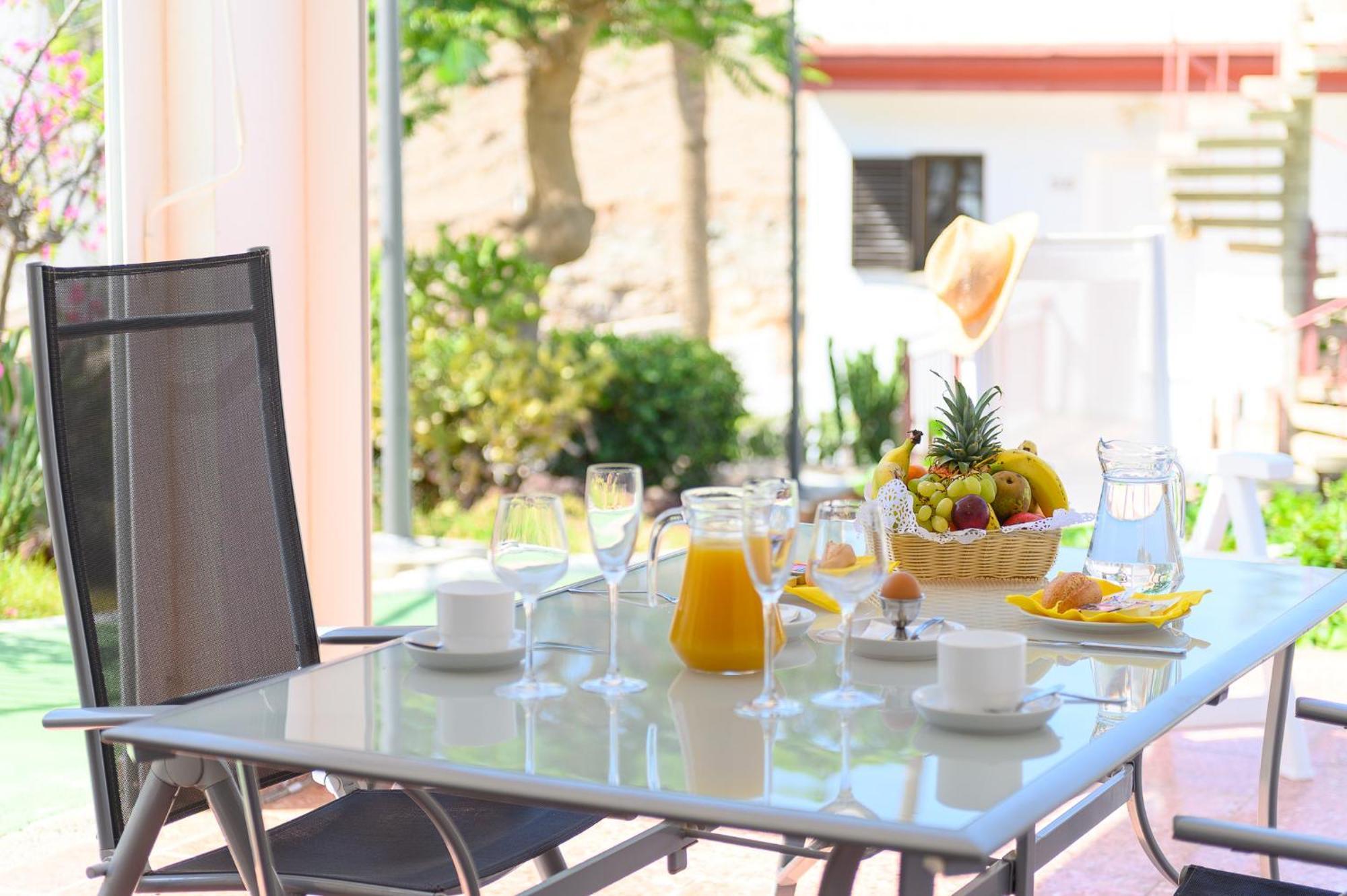Valle Marina Apartamentos Моган Экстерьер фото